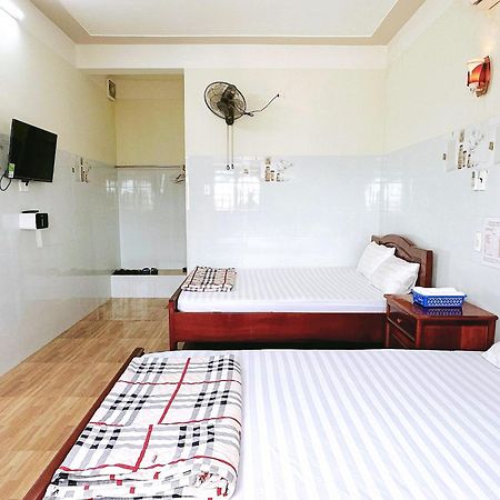 Nha Nghi Thanh Duy Quảng Ngãi Exteriör bild