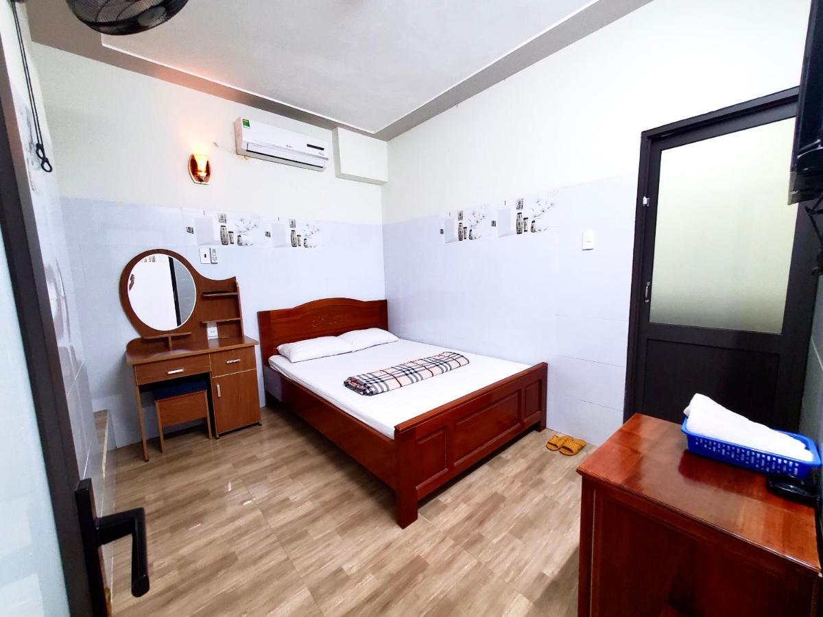 Nha Nghi Thanh Duy Quảng Ngãi Exteriör bild